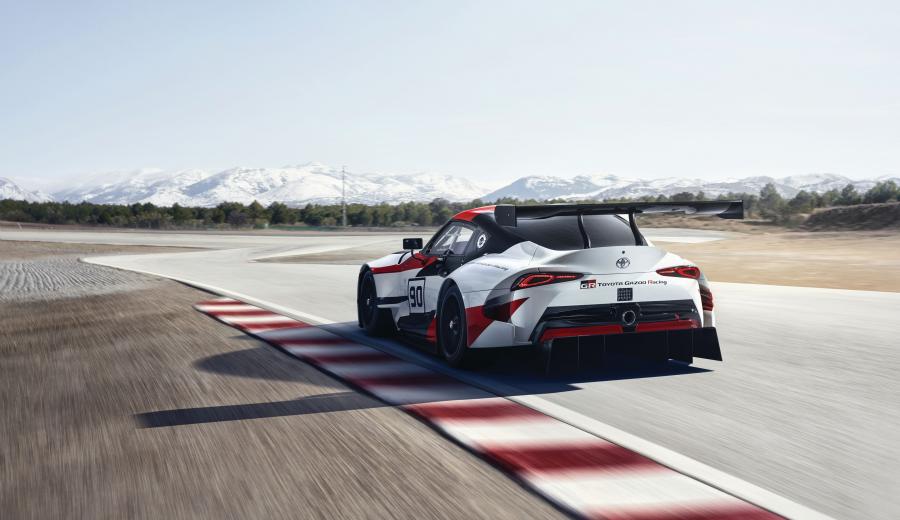  Toyota GR Supra Racing Concept 2018 года  (фото 14 из 36)